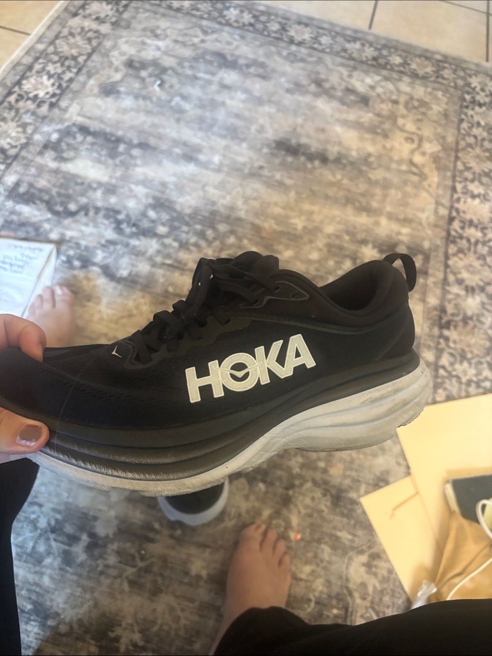 Hoka mens 8 or lady 9 - Picture 1 of 2